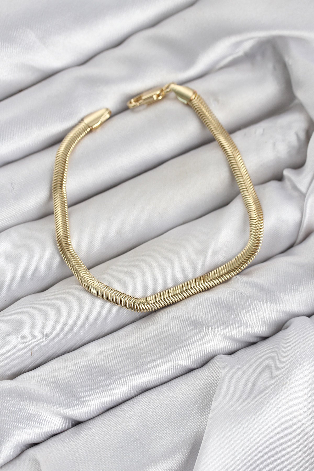 CM Yassı Yılan Zincir Model Gold Renk Pirinç Kadın Bileklik TG27BB8597 - Çok Renkli / Standart