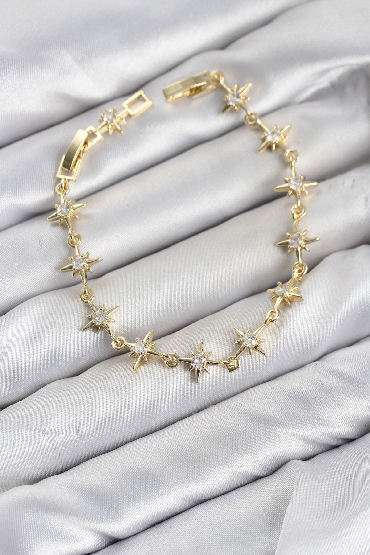 CM Kutup Yıldızı Model Gold Renk Zirkon Taşlı Kadın Bileklik TG27BB8598 - Çok Renkli / Standart