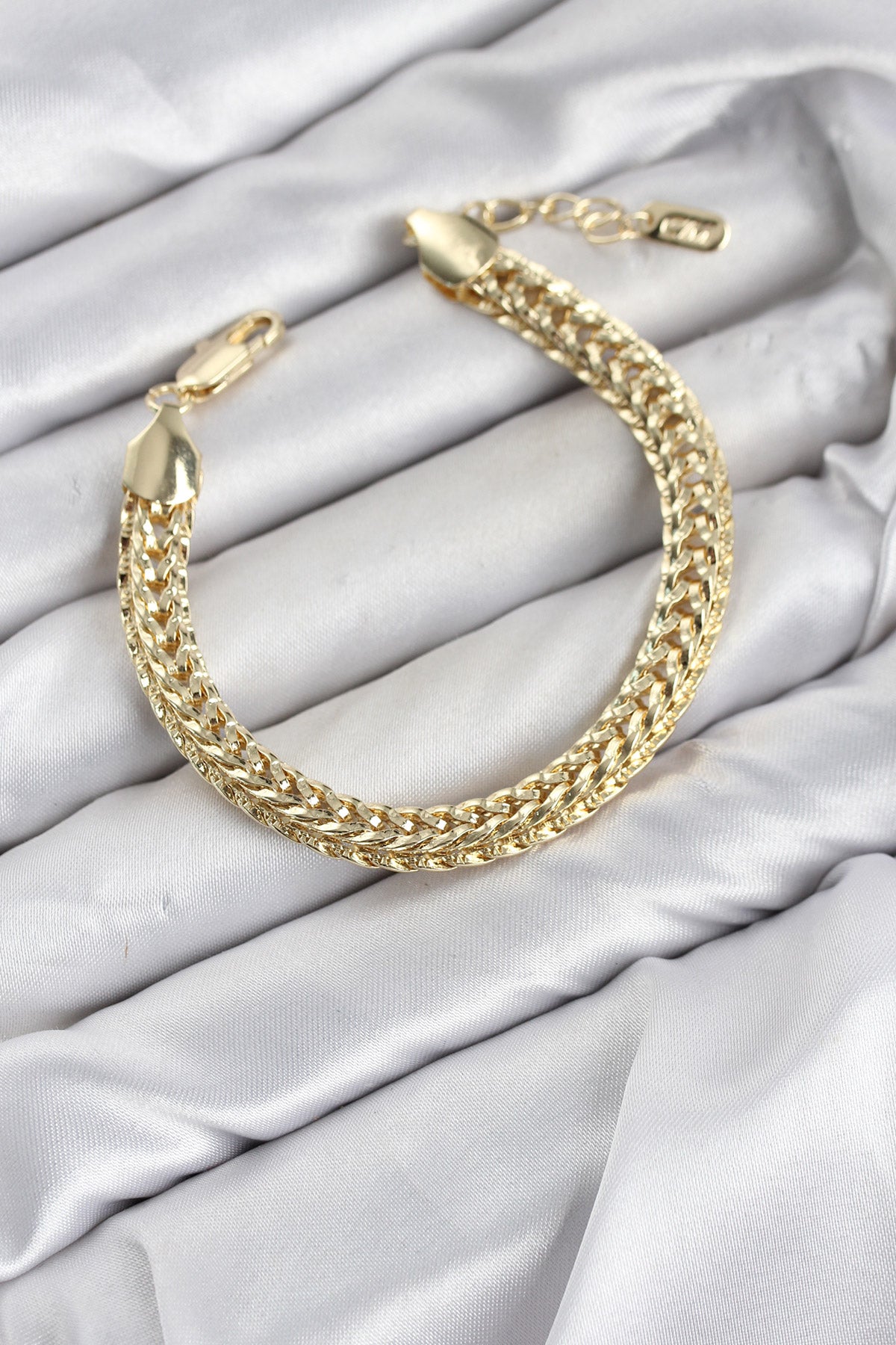 CM Kalın Singapur Model Gold Renk Pirinç Kadın Bileklik TG27BB8601 - Çok Renkli / Standart