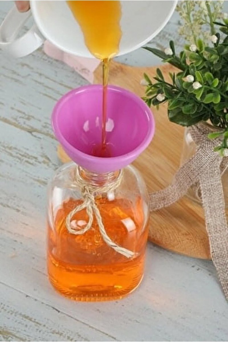 Minik Silikon Huni Mutfak Için Yağ Koymalık - 5009