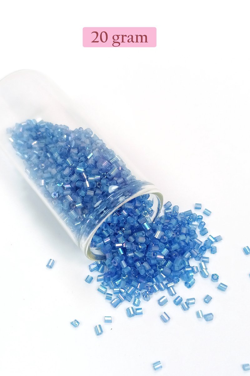 Kesme Cam Boncuk 2mm - 20 Gram - Şeffaf Mavi - BNC326