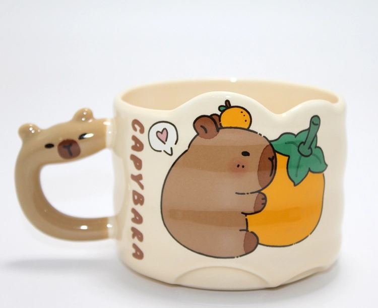 Capybara Figürlü Yayvan Formlu Porselen Kupa Bardak Alk5044