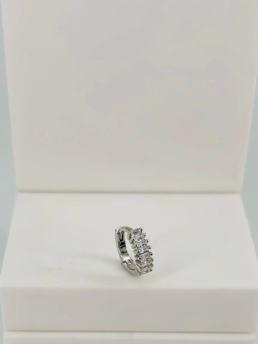 Tragus Kıkırdak Küpesi