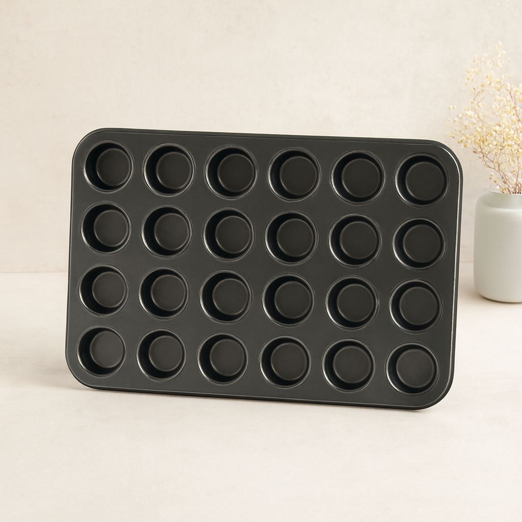 24 Gözlü Metal Muffin Kek Kalıbı Siyah