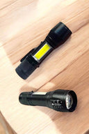 Şarjlı Metal Zoomlu El Feneri Işıldak Led Işık Taşınabilir El Lambası - 3